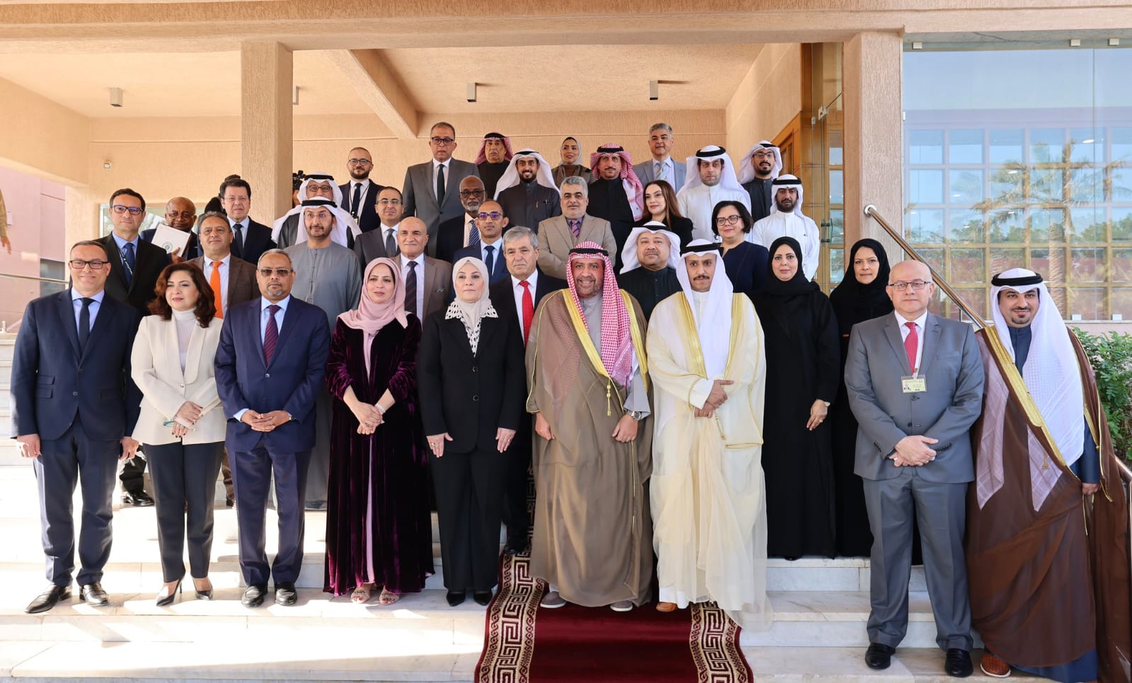 مشاركة سعادة السفير في إجتماع مجلس أمناء المعهد العربي لتخطيط