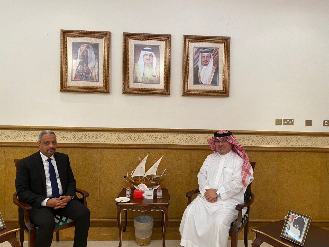 زيارة سعادة السفير إلى سفارة مملكة البحرين