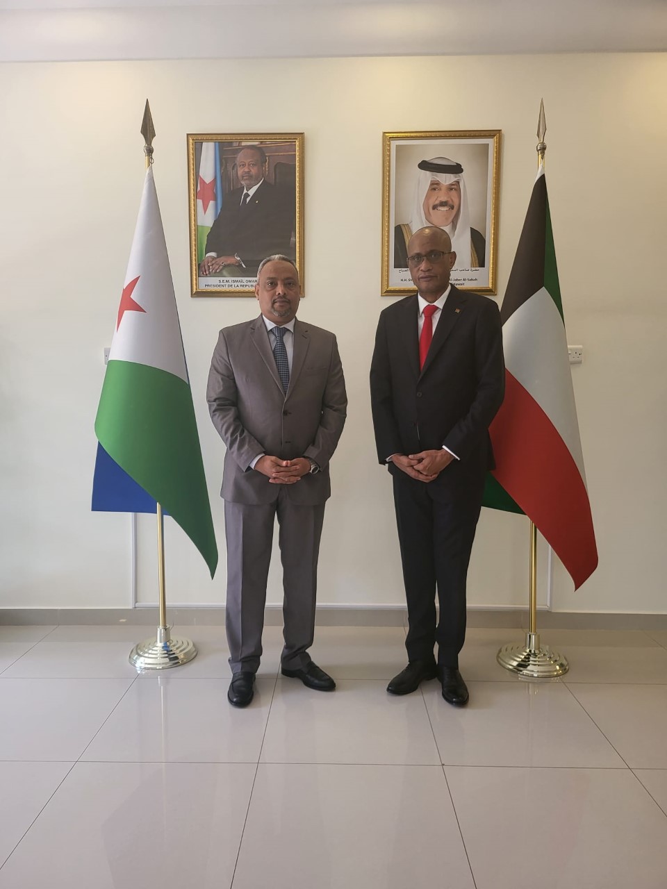  زيارة سفير جمهورية ملاوي لدى الكويت لسفارة